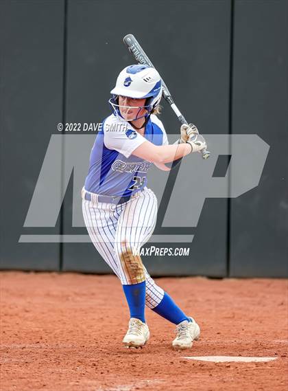 Thumbnail 2 in Clear Creek-Amana vs Prairie (Varsity Classic) photogallery.