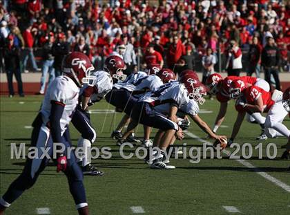 Thumbnail 2 in Regis Jesuit vs. Cherokee Trail (CHSAA 5A Semifinal) photogallery.
