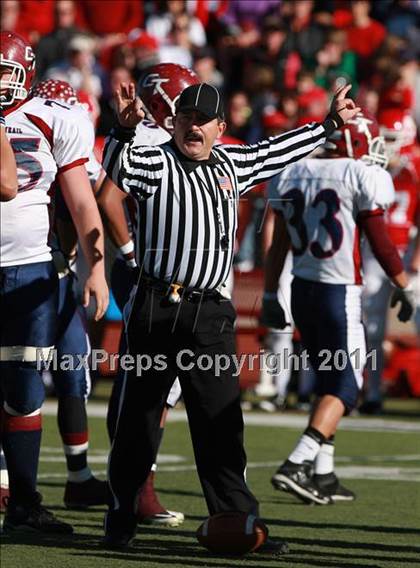 Thumbnail 3 in Regis Jesuit vs. Cherokee Trail (CHSAA 5A Semifinal) photogallery.