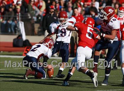 Thumbnail 3 in Regis Jesuit vs. Cherokee Trail (CHSAA 5A Semifinal) photogallery.