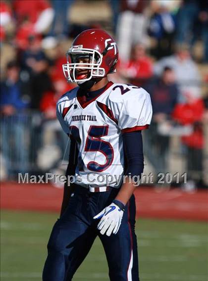 Thumbnail 3 in Regis Jesuit vs. Cherokee Trail (CHSAA 5A Semifinal) photogallery.
