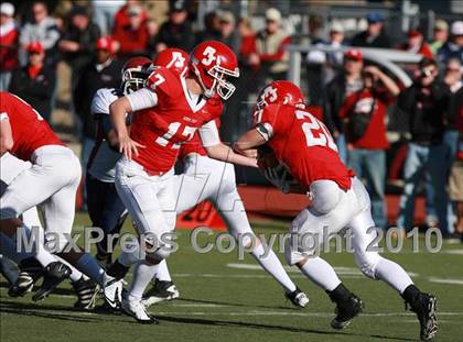 Thumbnail 3 in Regis Jesuit vs. Cherokee Trail (CHSAA 5A Semifinal) photogallery.