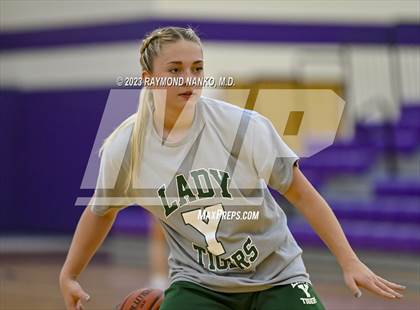 Thumbnail 2 in Yorktown @ Guerin Catholic photogallery.
