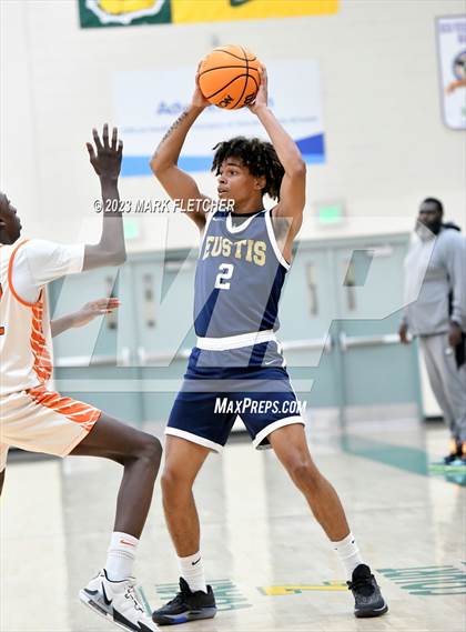 Thumbnail 2 in Spruce Creek vs Eustis (Gus Gibbs Holiday Tournament) photogallery.
