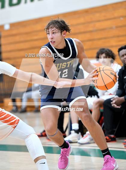 Thumbnail 3 in Spruce Creek vs Eustis (Gus Gibbs Holiday Tournament) photogallery.