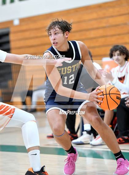 Thumbnail 2 in Spruce Creek vs Eustis (Gus Gibbs Holiday Tournament) photogallery.