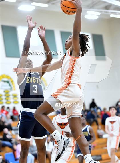 Thumbnail 3 in Spruce Creek vs Eustis (Gus Gibbs Holiday Tournament) photogallery.