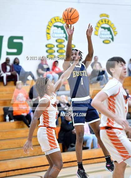 Thumbnail 2 in Spruce Creek vs Eustis (Gus Gibbs Holiday Tournament) photogallery.