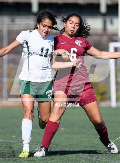Thumbnail 2 in Curtis vs. New Utrecht (PSAL Division A Round 1) photogallery.