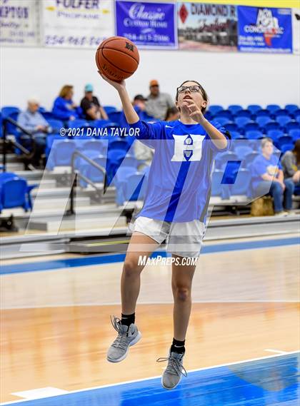 Thumbnail 2 in Morgan @ Huckabay photogallery.