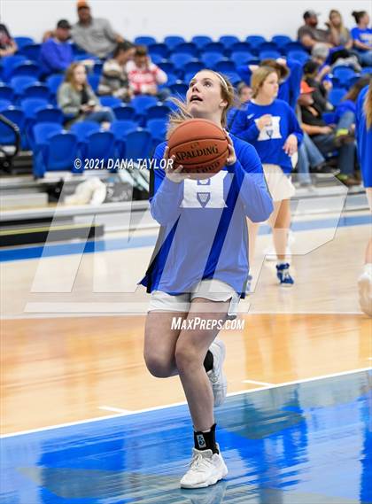 Thumbnail 3 in Morgan @ Huckabay photogallery.
