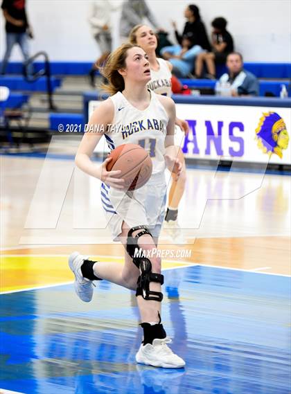 Thumbnail 3 in Morgan @ Huckabay photogallery.