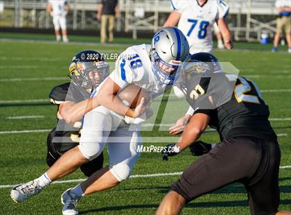 Thumbnail 3 in Hamilton Southeastern @ Avon photogallery.