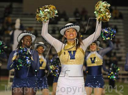 Thumbnail 2 in Lamar @ Bowie photogallery.