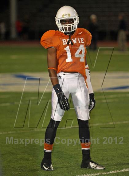 Thumbnail 2 in Lamar @ Bowie photogallery.