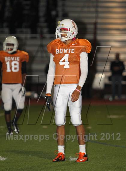 Thumbnail 1 in Lamar @ Bowie photogallery.