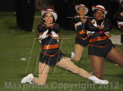 Thumbnail 1 in Lamar @ Bowie photogallery.