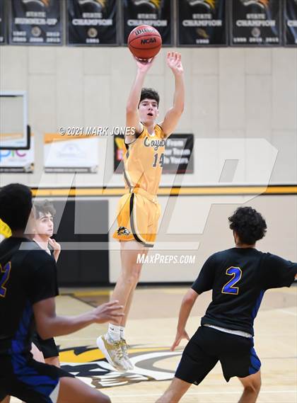 Thumbnail 2 in Phoenix Country Day vs. Arizona Lutheran Academy (Coyotes Basketball Invitational - Final) photogallery.