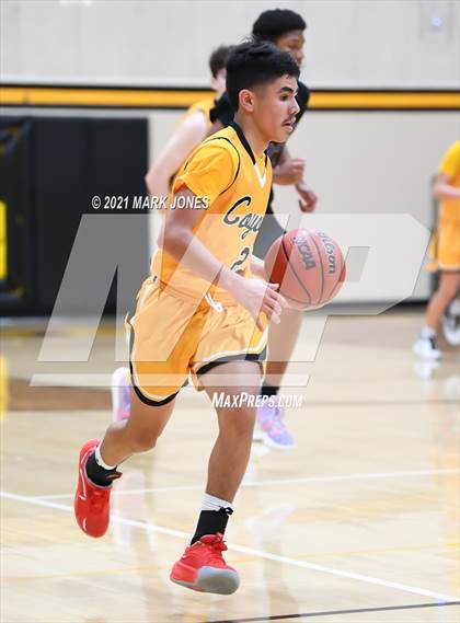 Thumbnail 2 in Phoenix Country Day vs. Arizona Lutheran Academy (Coyotes Basketball Invitational - Final) photogallery.