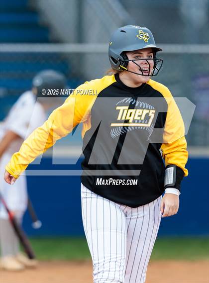 Thumbnail 1 in Sealy @ Tompkins (KISD Tournament) photogallery.