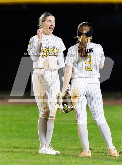 Thumbnail 1 in Sealy @ Tompkins (KISD Tournament) photogallery.