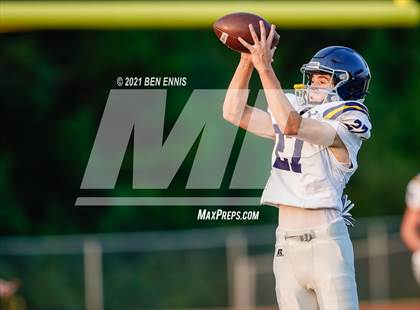 Thumbnail 2 in Marist @ Hampton photogallery.