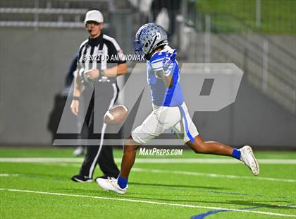 Thumbnail 2 in Edna vs. Franklin (UIL 3A D1 Semifinal) photogallery.