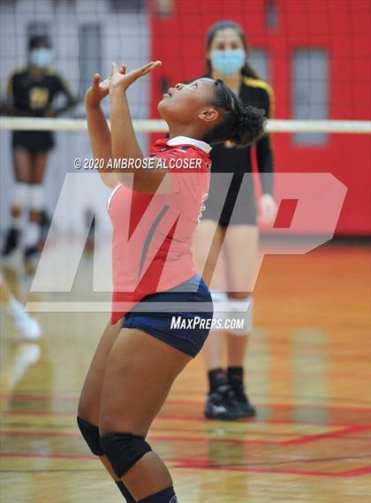 Thumbnail 1 in St. Agnes Academy @ Fort Bend Dulles photogallery.
