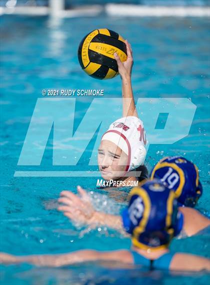 Thumbnail 1 in Santa Fe Christian vs. San Pasqual photogallery.