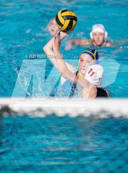 Thumbnail 2 in Santa Fe Christian vs. San Pasqual photogallery.