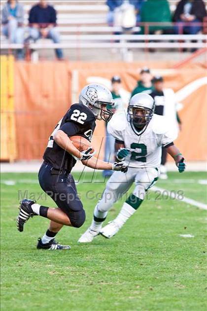 Thumbnail 2 in Clark vs. Hightower (Texas 5A D1 Semifinals) photogallery.