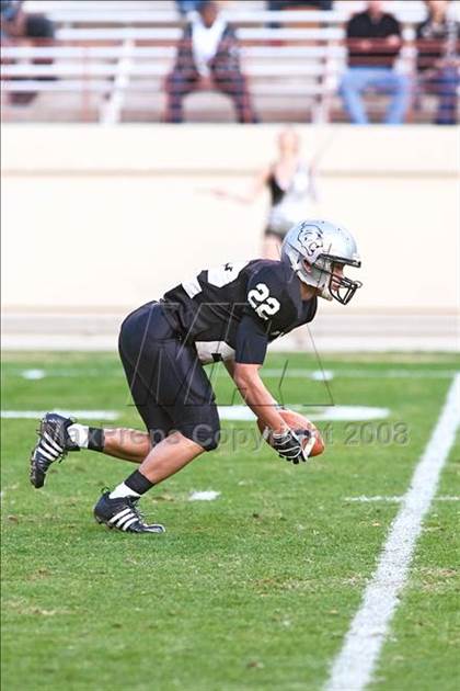 Thumbnail 1 in Clark vs. Hightower (Texas 5A D1 Semifinals) photogallery.