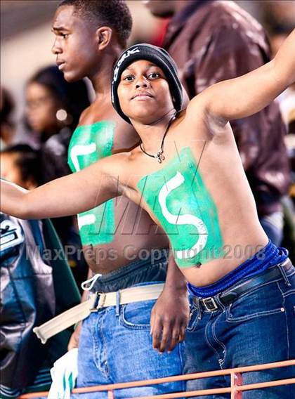 Thumbnail 2 in Clark vs. Hightower (Texas 5A D1 Semifinals) photogallery.