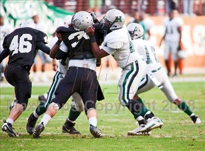 Thumbnail 2 in Clark vs. Hightower (Texas 5A D1 Semifinals) photogallery.