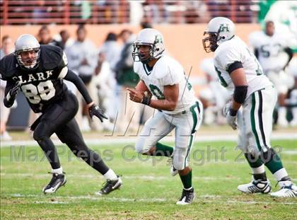 Thumbnail 1 in Clark vs. Hightower (Texas 5A D1 Semifinals) photogallery.
