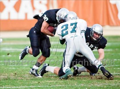 Thumbnail 1 in Clark vs. Hightower (Texas 5A D1 Semifinals) photogallery.