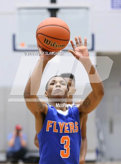 Thumbnail 1 in East St. Louis vs. Vashon photogallery.