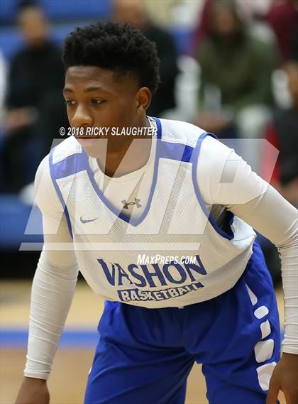 Thumbnail 3 in East St. Louis vs. Vashon photogallery.