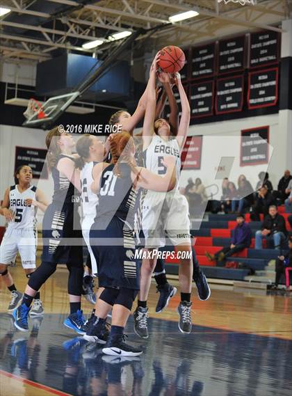 Thumbnail 3 in Fayetteville Academy vs Hickory Grove (WNC Holiday Classic) photogallery.