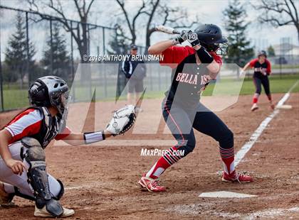 Thumbnail 2 in Bella Vista vs. Lodi (Preseason Tournament) photogallery.
