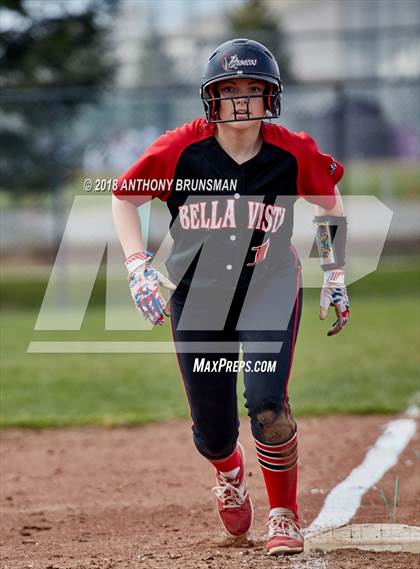 Thumbnail 1 in Bella Vista vs. Lodi (Preseason Tournament) photogallery.