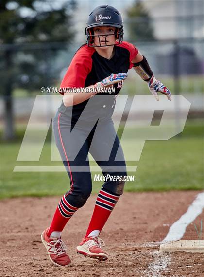 Thumbnail 2 in Bella Vista vs. Lodi (Preseason Tournament) photogallery.