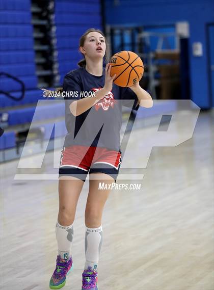 Thumbnail 2 in Benson vs Nogales (Inferno Invitational) photogallery.