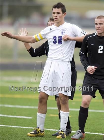 Thumbnail 2 in Downers Grove North @ Hinsdale South (Regional Playoff) photogallery.