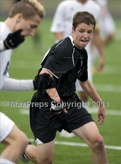 Thumbnail 1 in Downers Grove North @ Hinsdale South (Regional Playoff) photogallery.