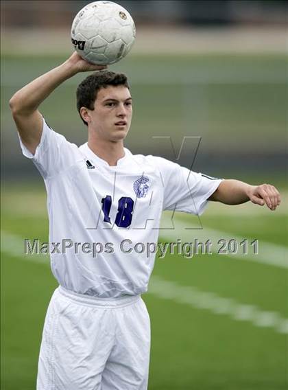 Thumbnail 2 in Downers Grove North @ Hinsdale South (Regional Playoff) photogallery.