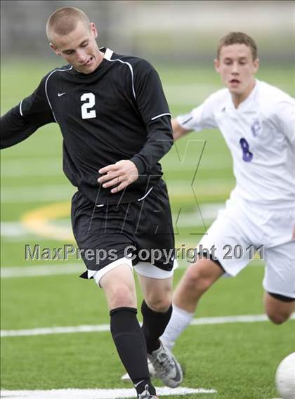 Thumbnail 2 in Downers Grove North @ Hinsdale South (Regional Playoff) photogallery.