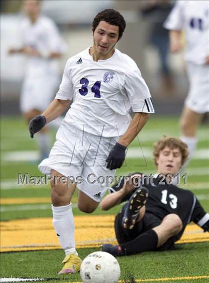Thumbnail 3 in Downers Grove North @ Hinsdale South (Regional Playoff) photogallery.