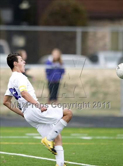 Thumbnail 2 in Downers Grove North @ Hinsdale South (Regional Playoff) photogallery.