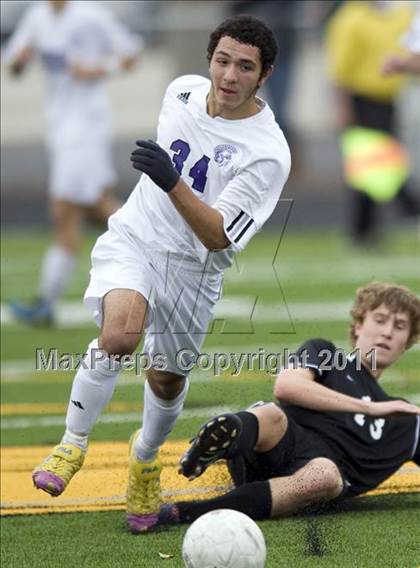 Thumbnail 1 in Downers Grove North @ Hinsdale South (Regional Playoff) photogallery.